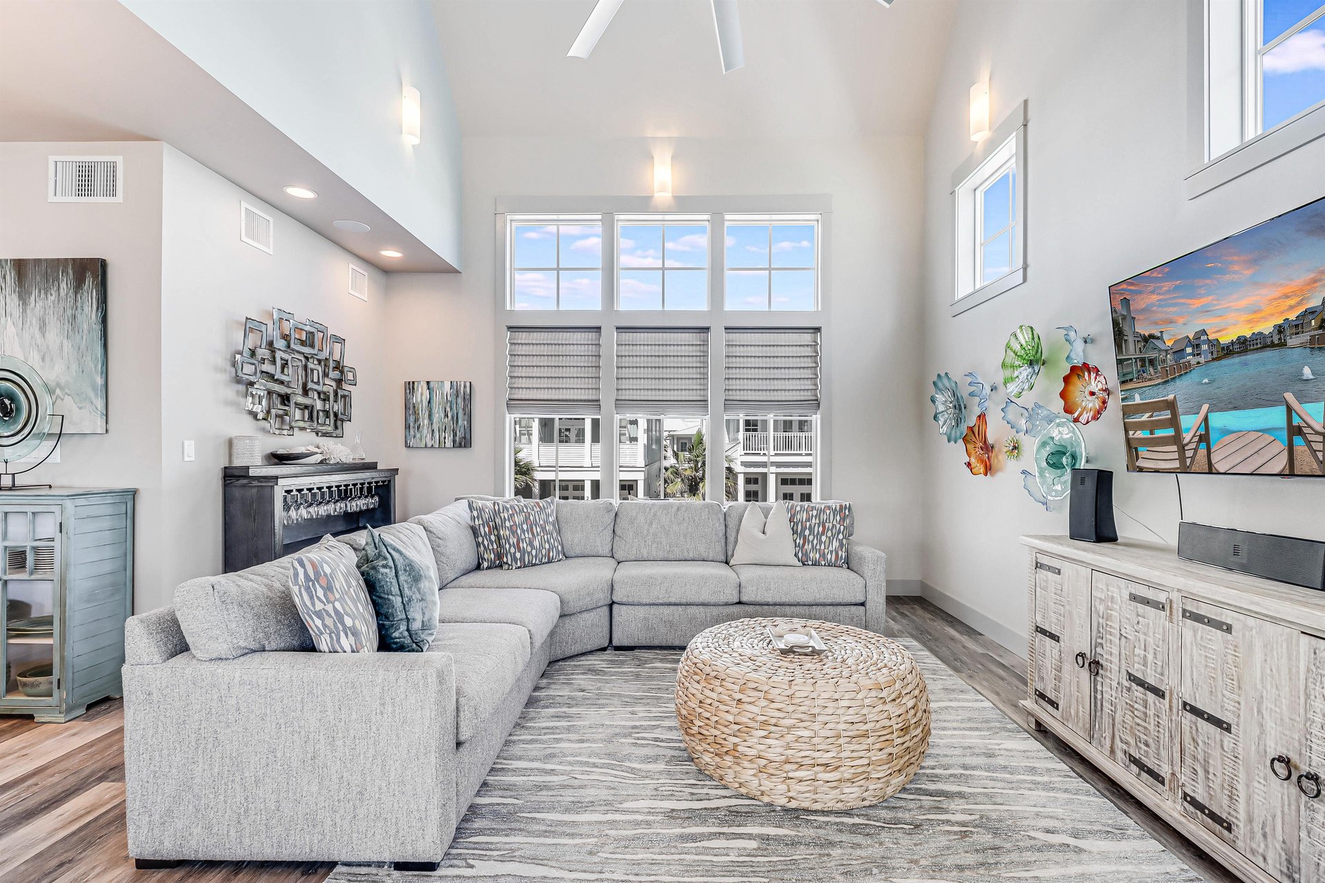 Living Room, 2nd Floor