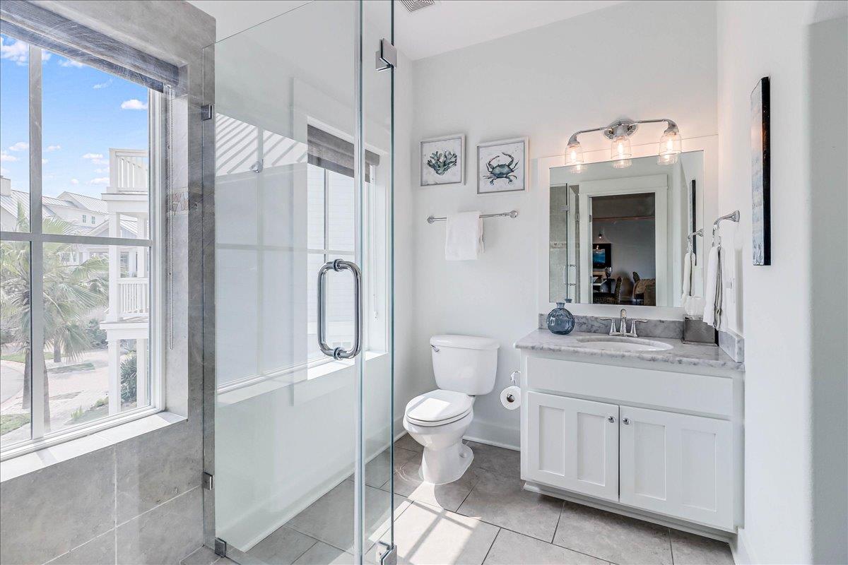 Hallway Bathroom, 2nd Floor