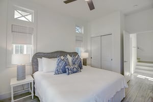 1st Floor, Primary King Bedroom