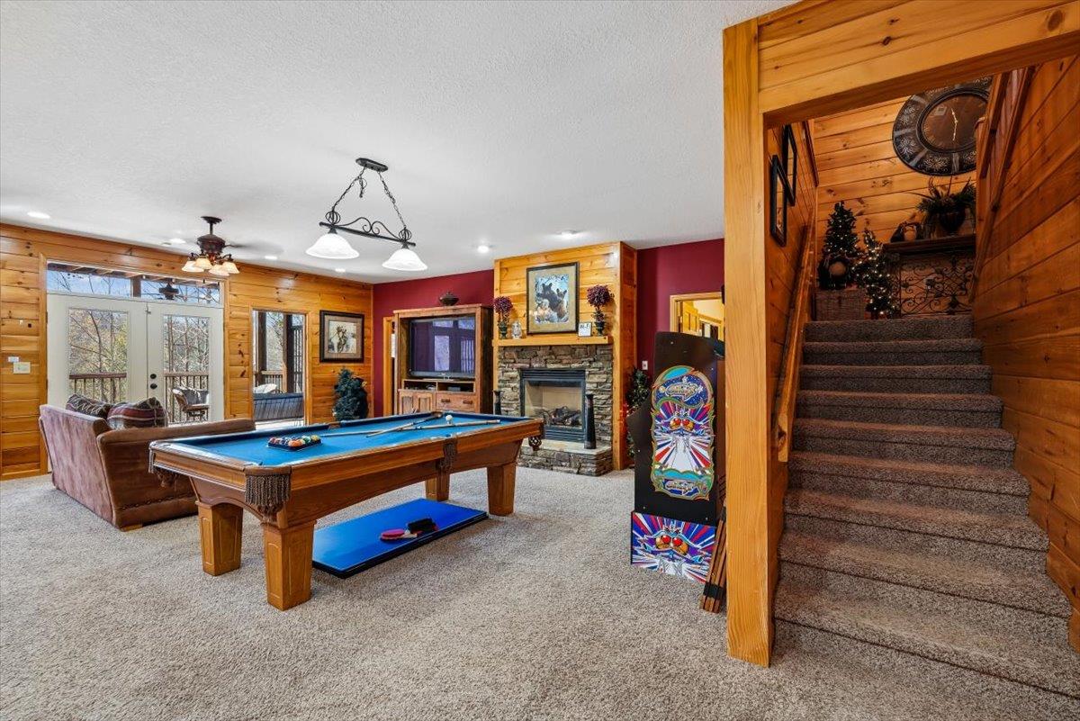 009Recreation Room