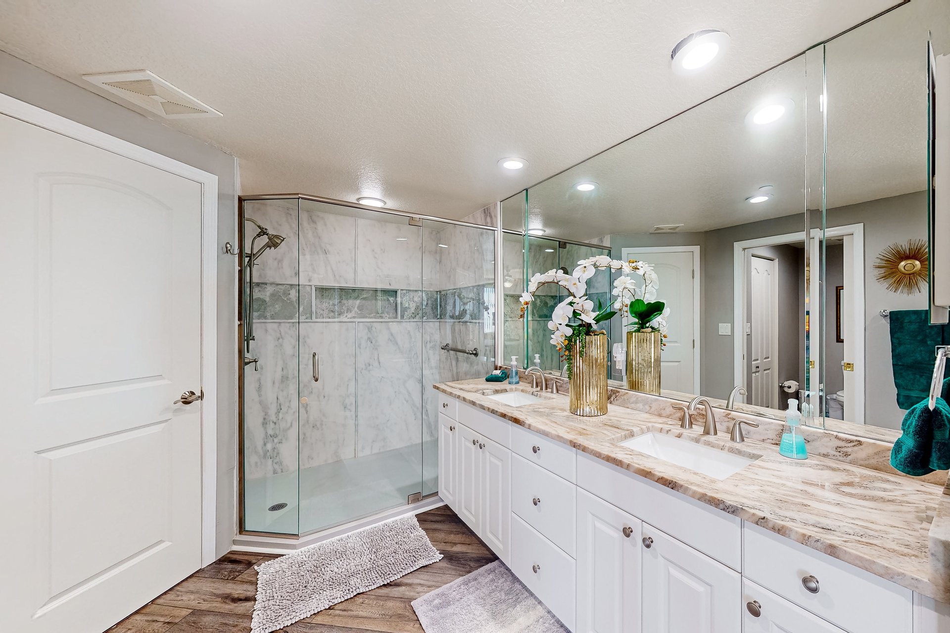 Mandalay Beach Club San Marco 403 23