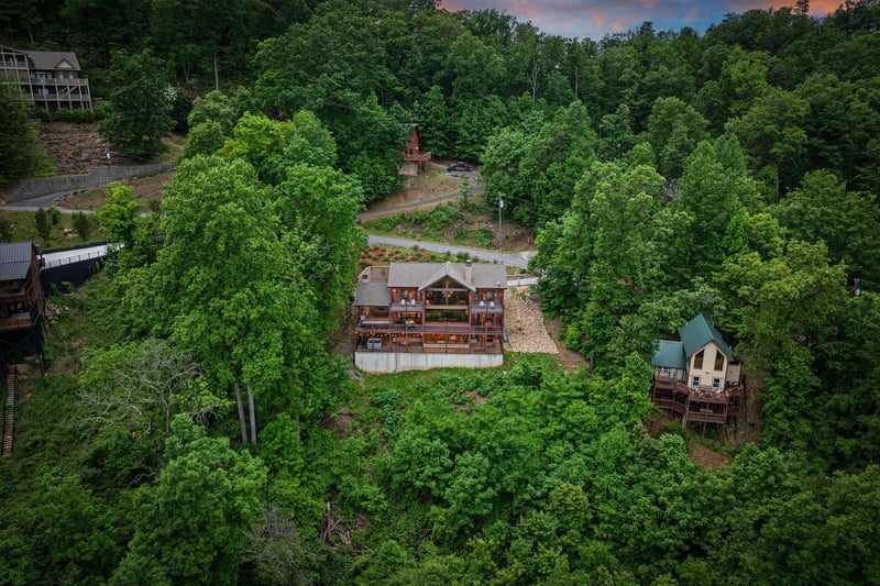 aerial view of Black Bear  Biscuits Lodge