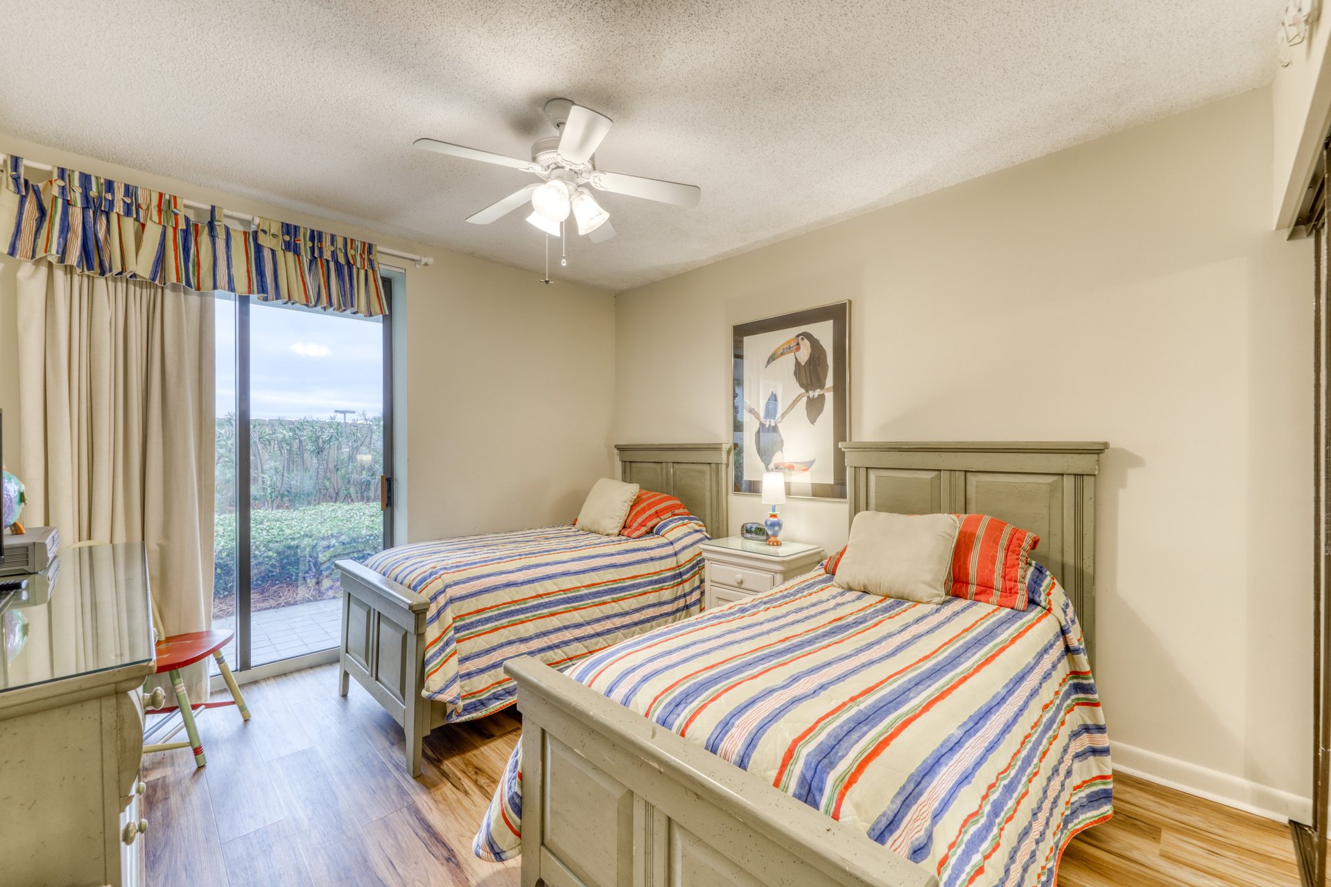 Pelican Pointe 106 25