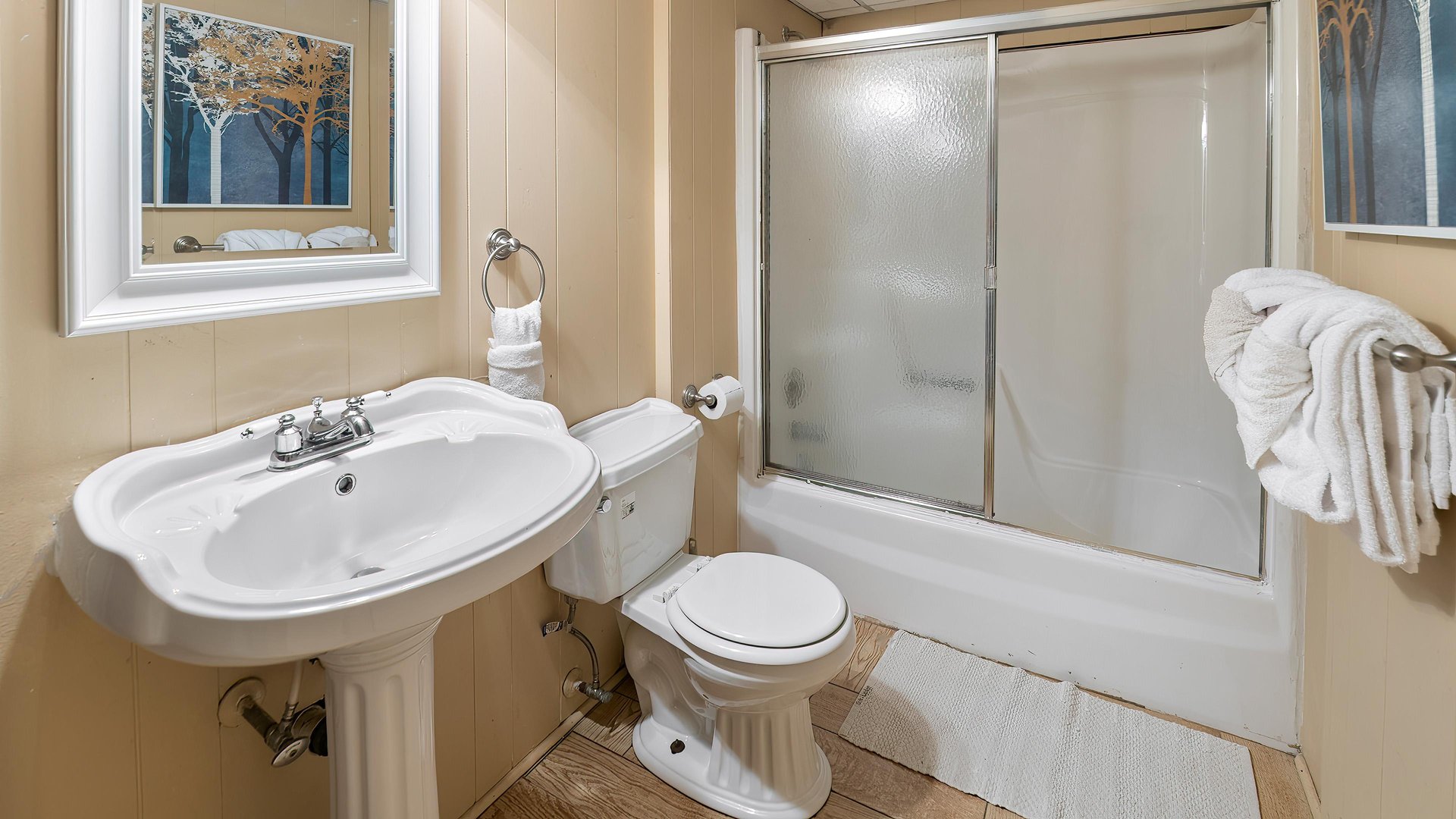 Gatlinburg Lodge Int 017original