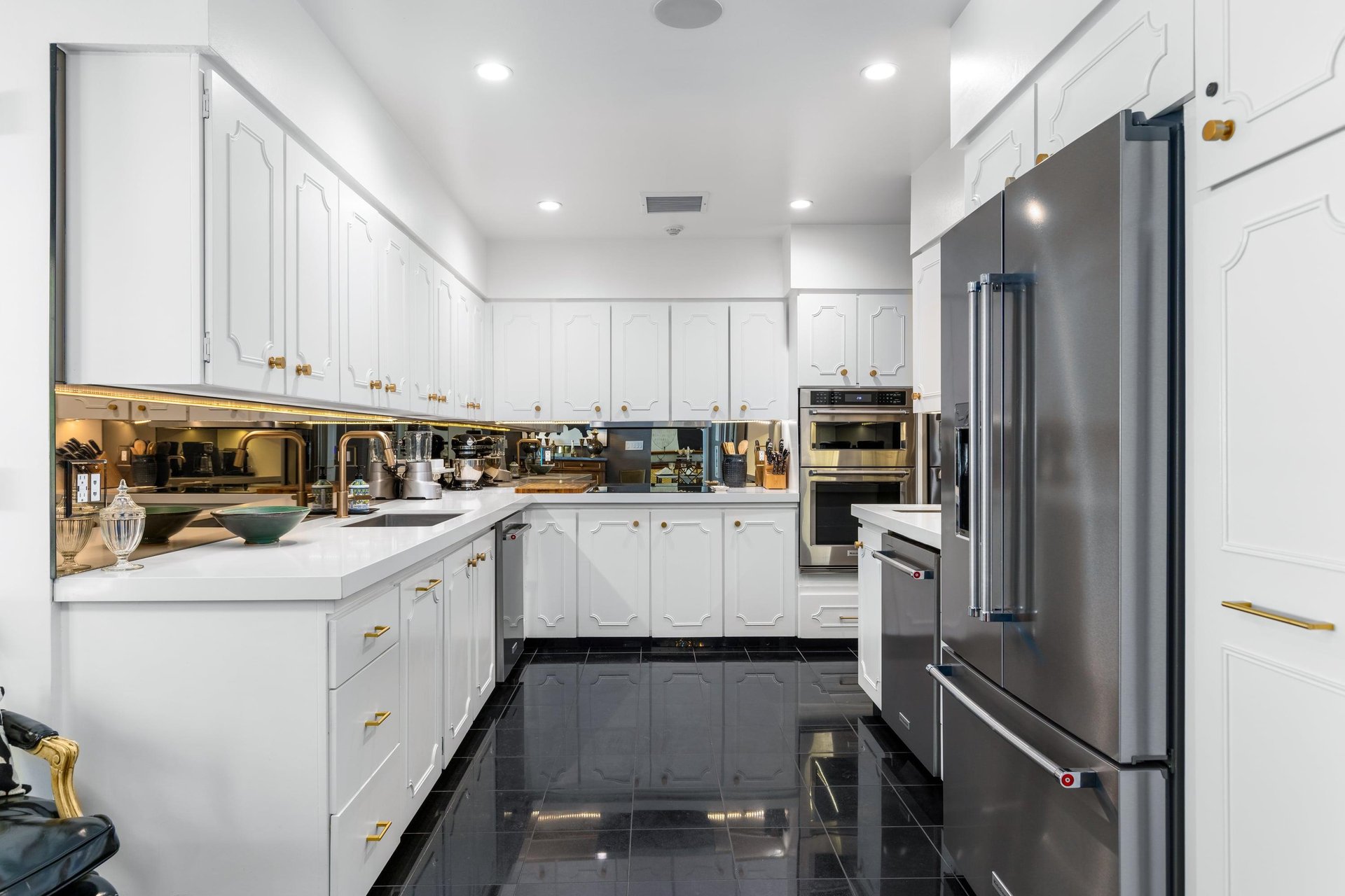 Modern chefs appliances with two dishwashers