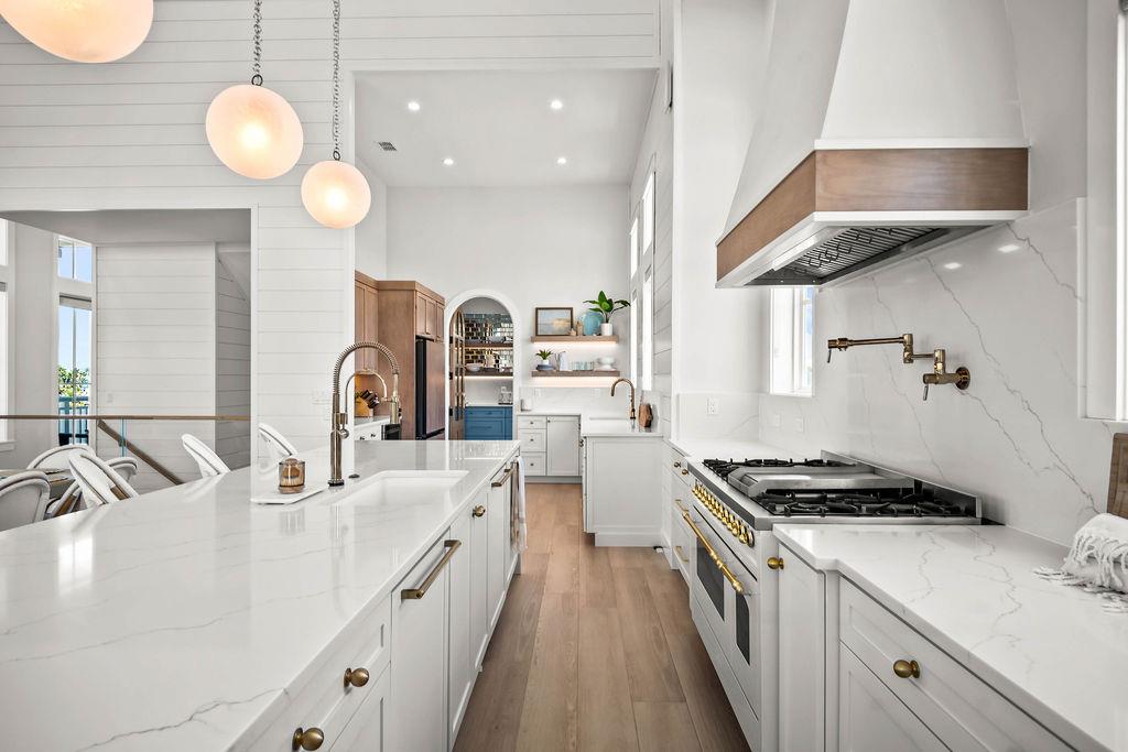 2nd Floor, Kitchen