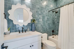 Bunk Bathroom, 1st Floor