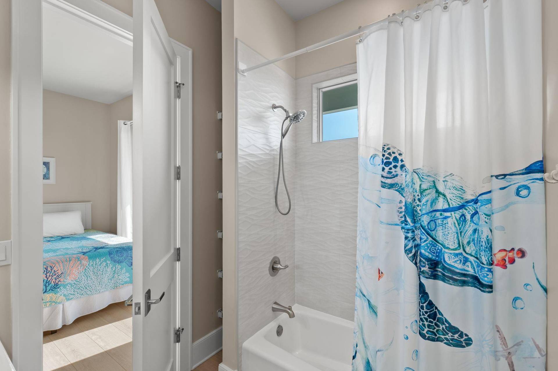 Guest Bathroom 3