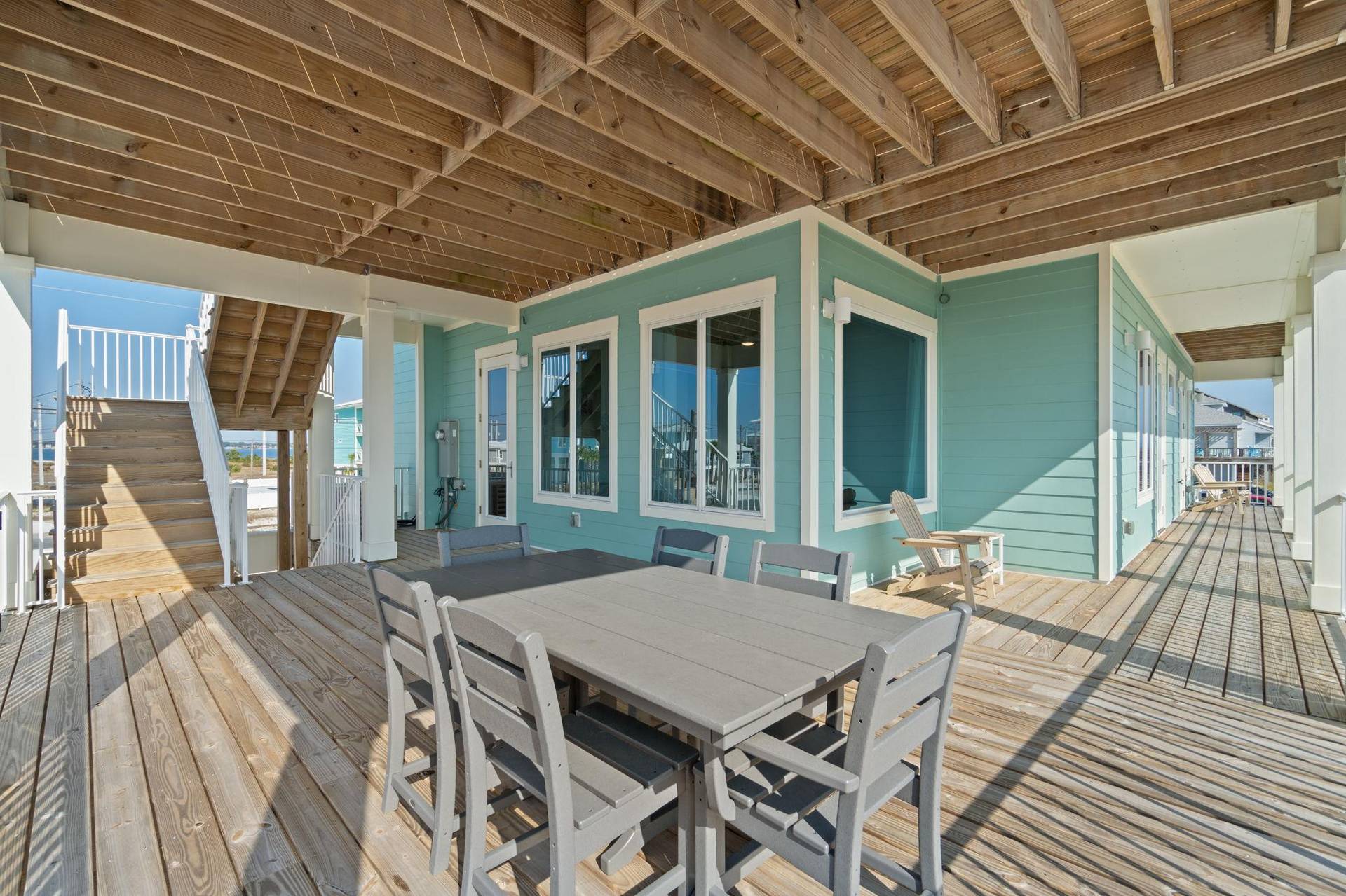 2nd Floor Deck