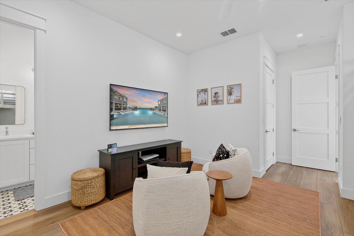 Bunk Room, Ground Floor