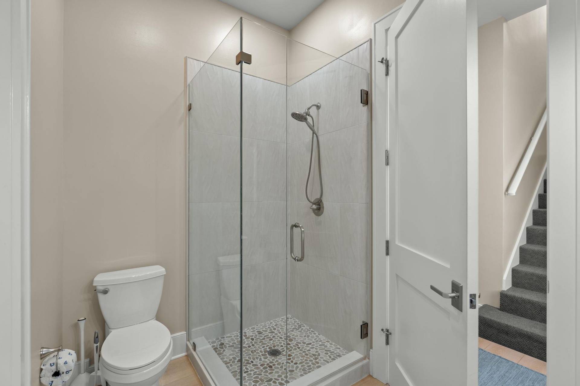 2nd Floor Half Bath
