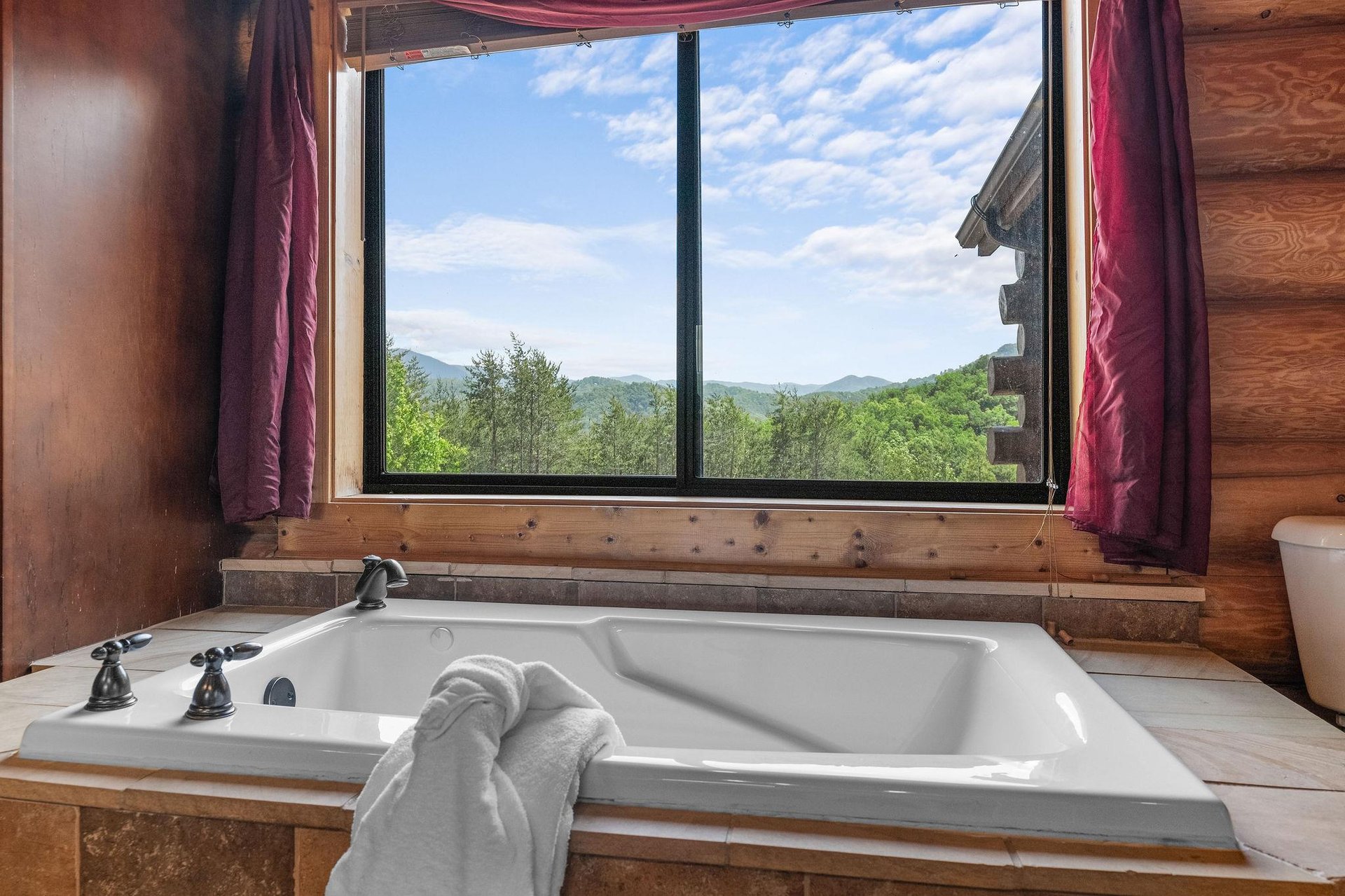 Jacuzzi Tub