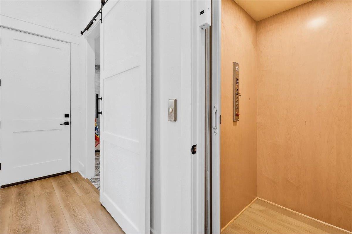 1st Floor, Elevator