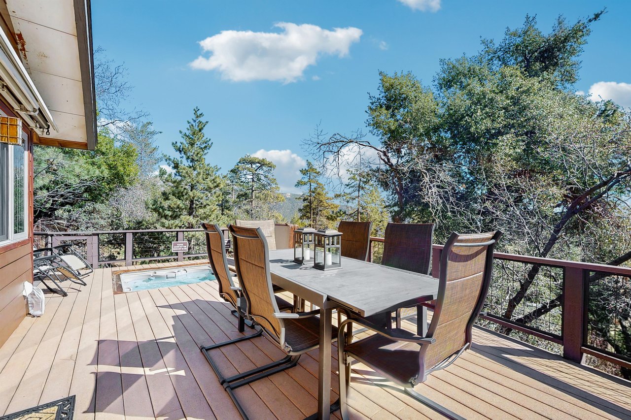 Outdoor dining for six.