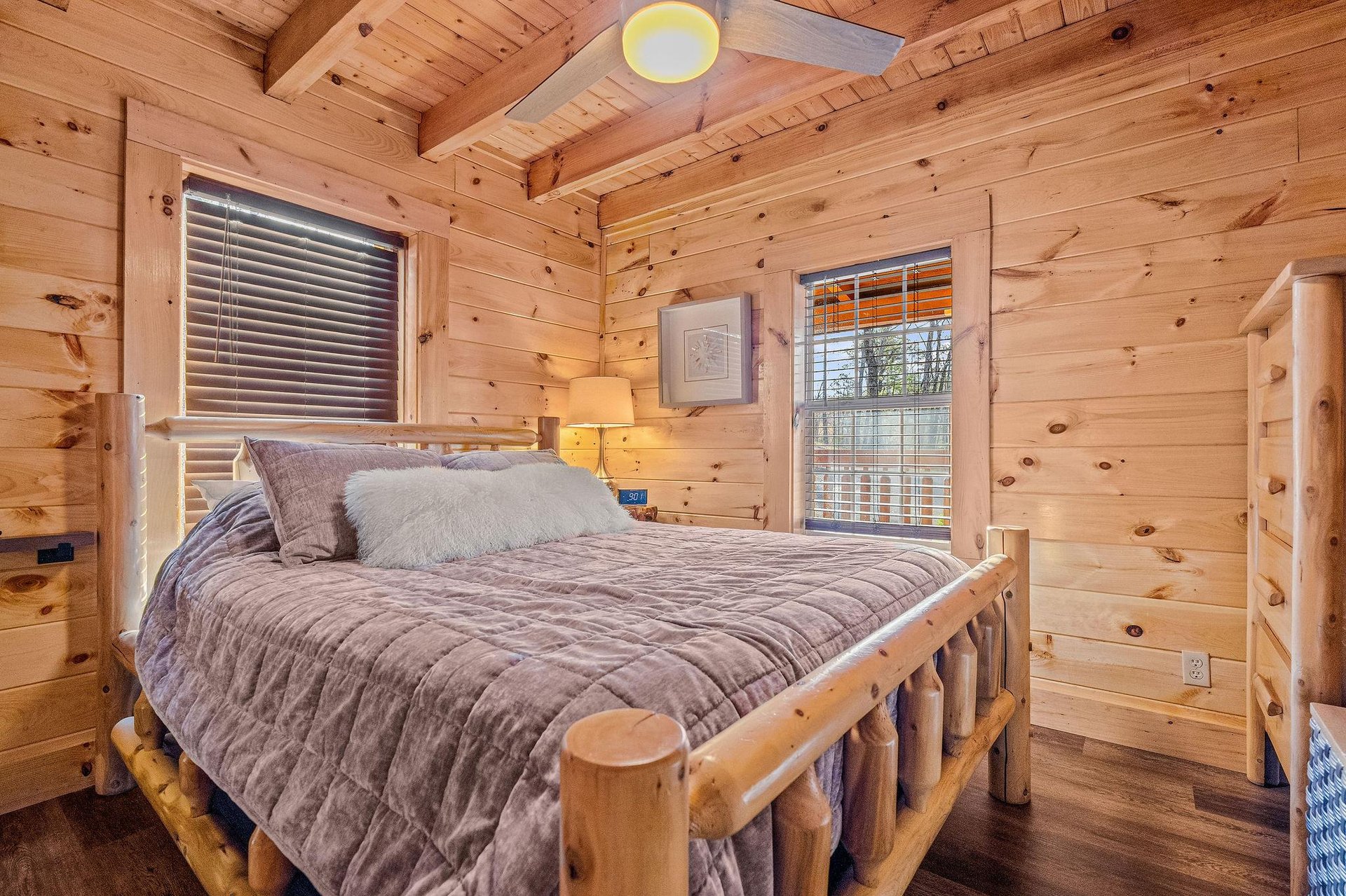 Queen bed with 2 windows