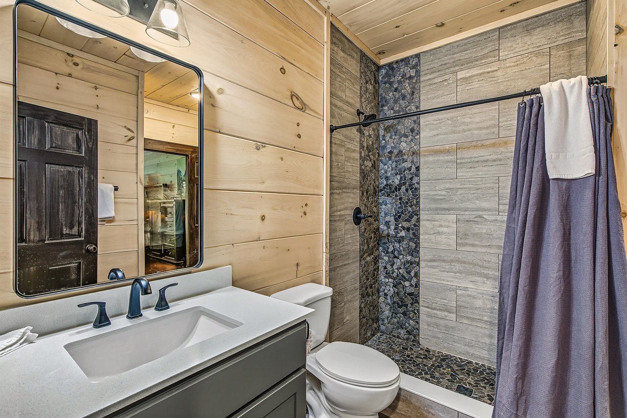Lowest Level Full Bathroom 5