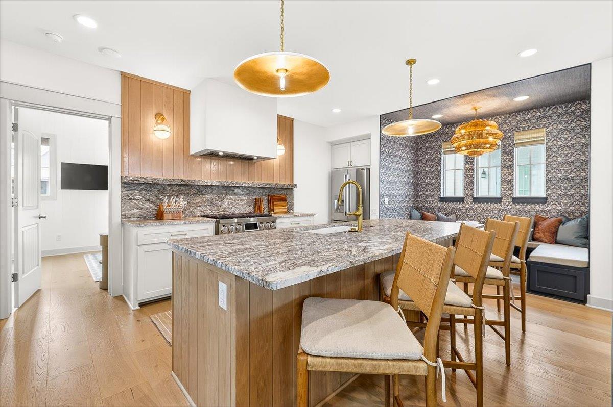 2nd Floor, Kitchen