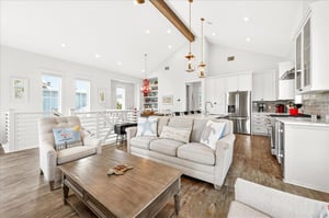 2nd Floor, Living Room