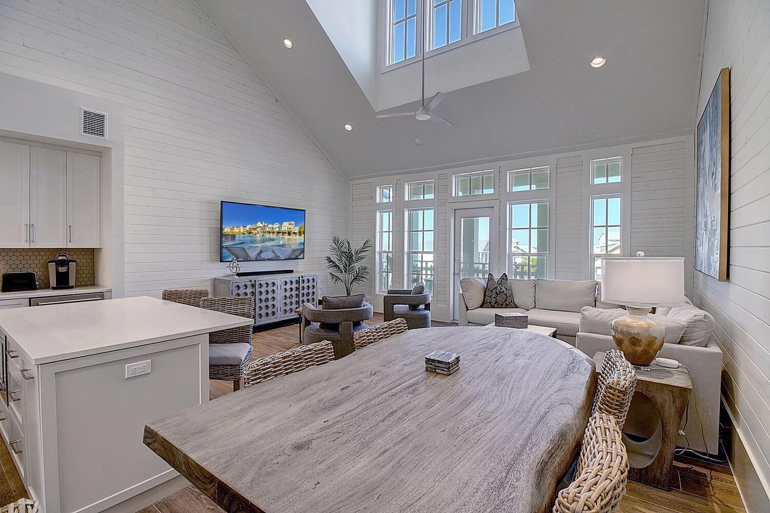 3rd Floor, Dining Area