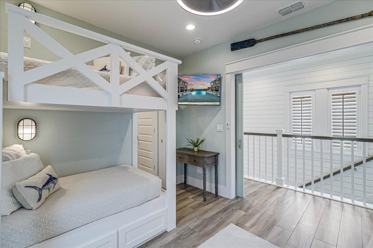 1 TwinTwin  2 Extra Short Twin Bunk Bedroom, 2nd Floor