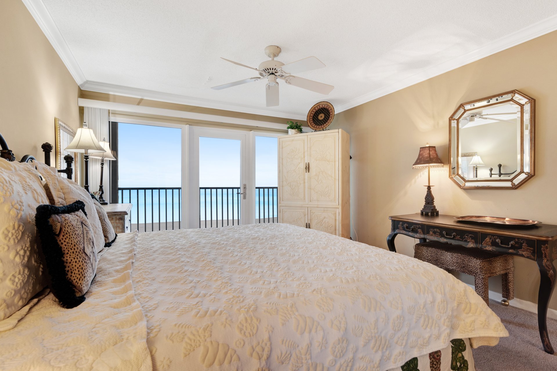 Huntington by the Sea 304 19