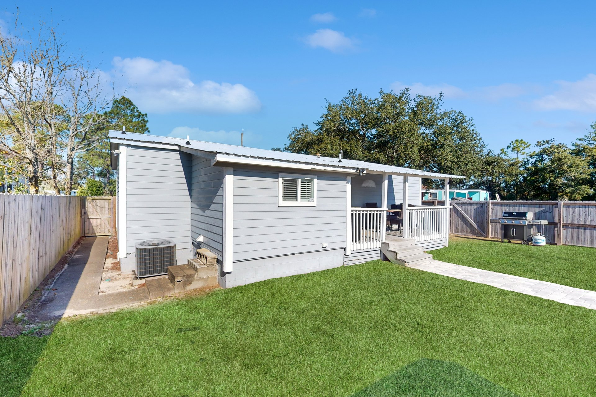 Laguna Beach Leisure 20