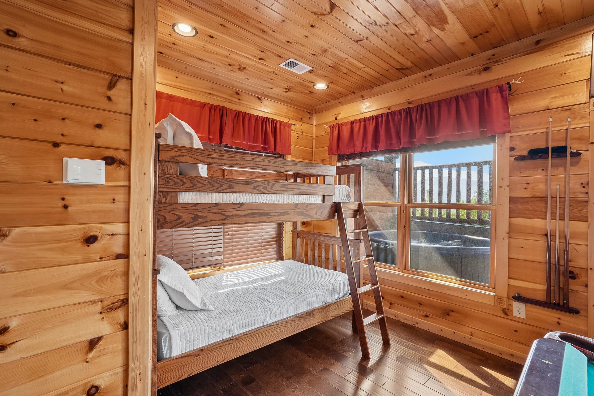 26Bunk Bed