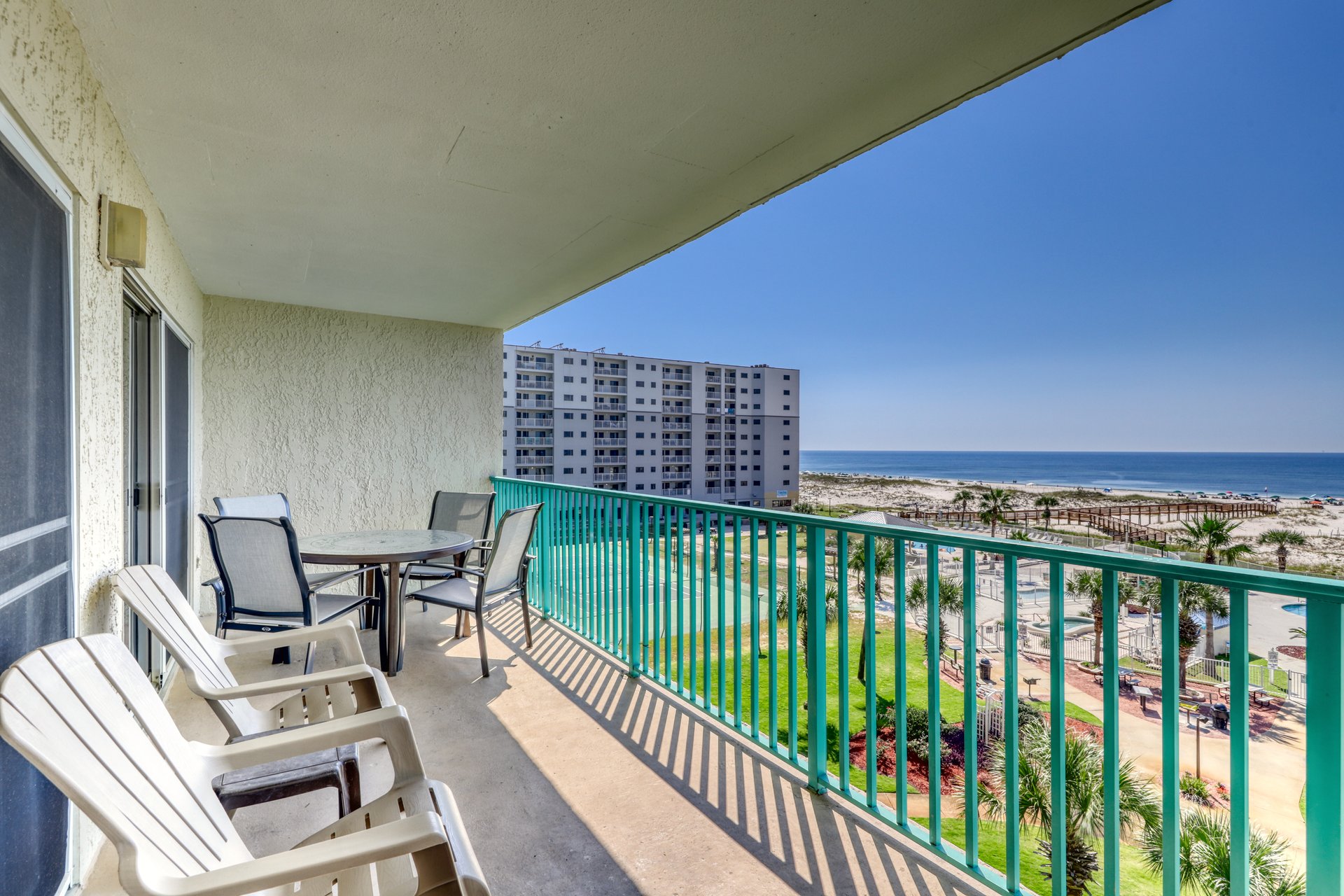 Plantation Palms 6511 9