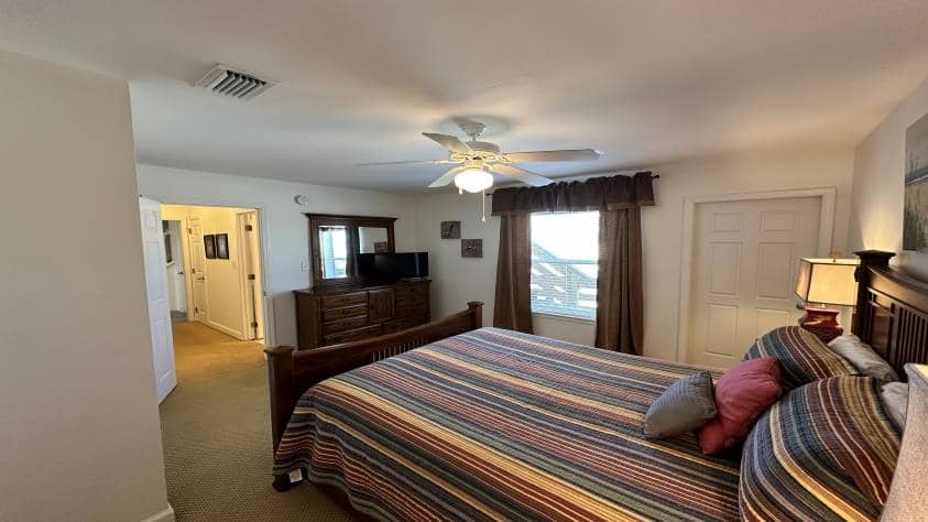 Guest Bedroom 2 Queen