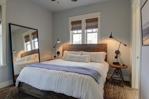 King Bedroom, 1st Floor