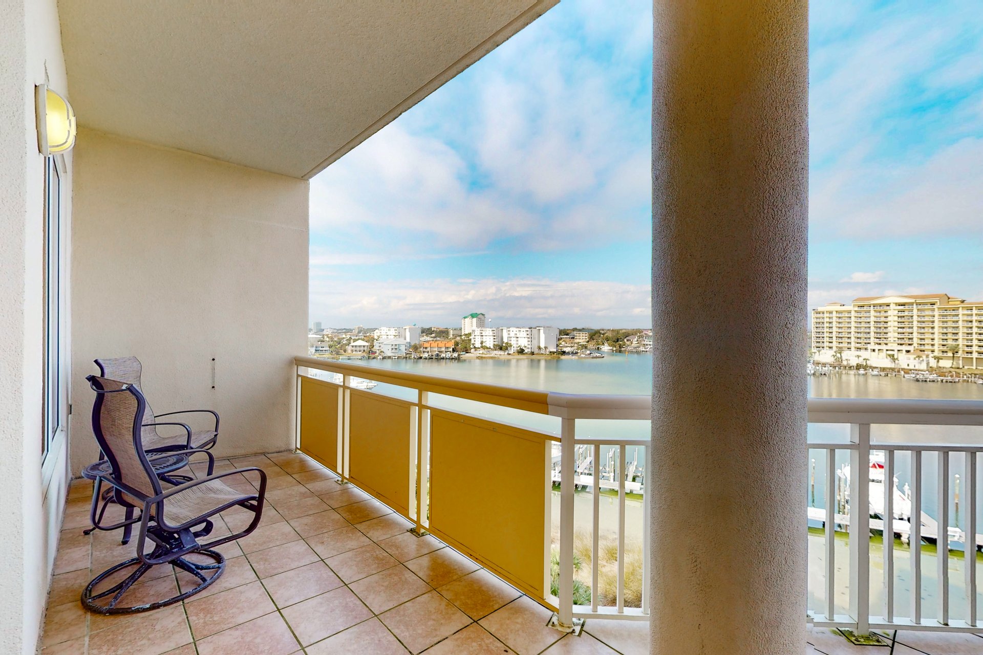 Harbor Landing A0502 24