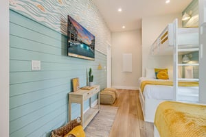 Bunk Room wTwo TwinQueen, 1st Floor