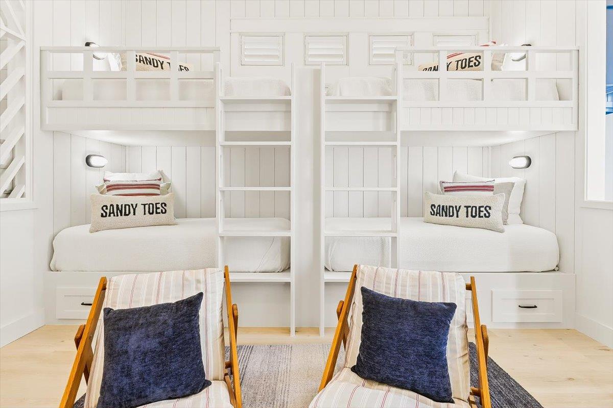 Bunk Lounge, 1st Floor