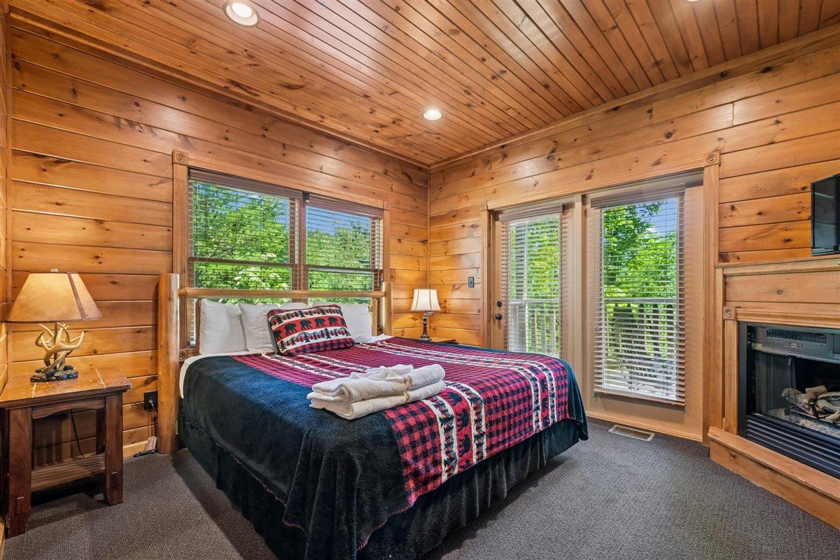 51Bedroom