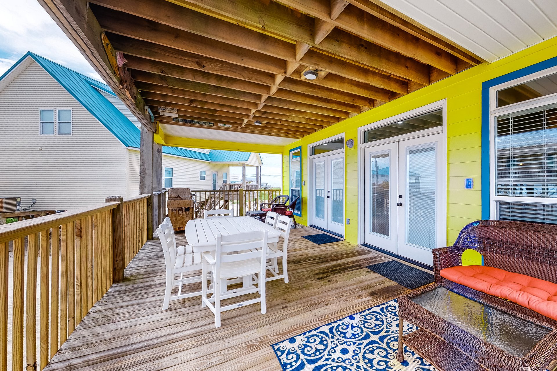 Lazy Daze Beach House 32