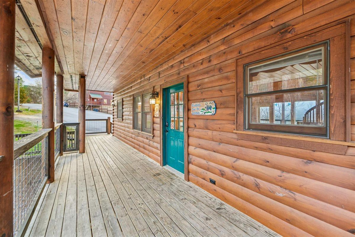 006Porch