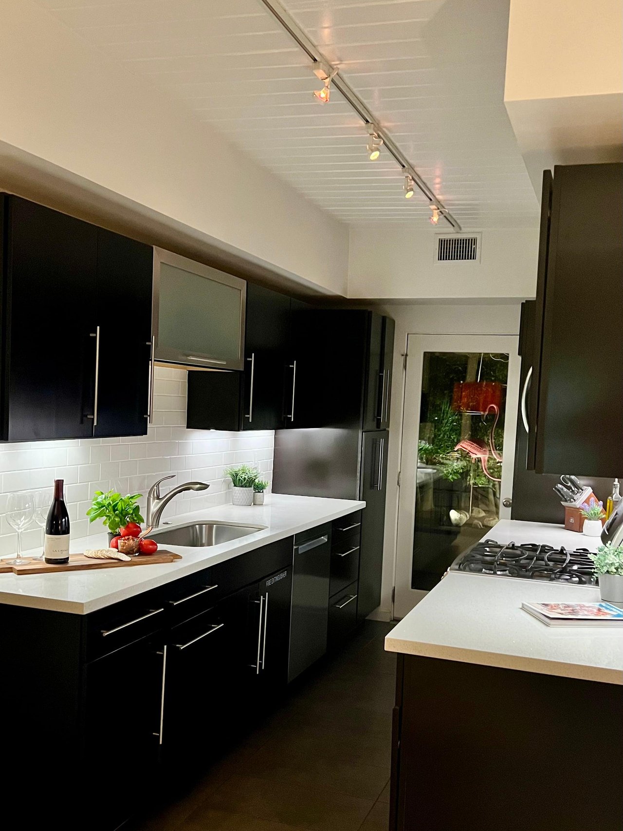 Enjoy cooking with your friends and family