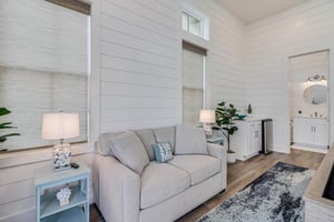 Game Room and Sitting Area, 1st Floor