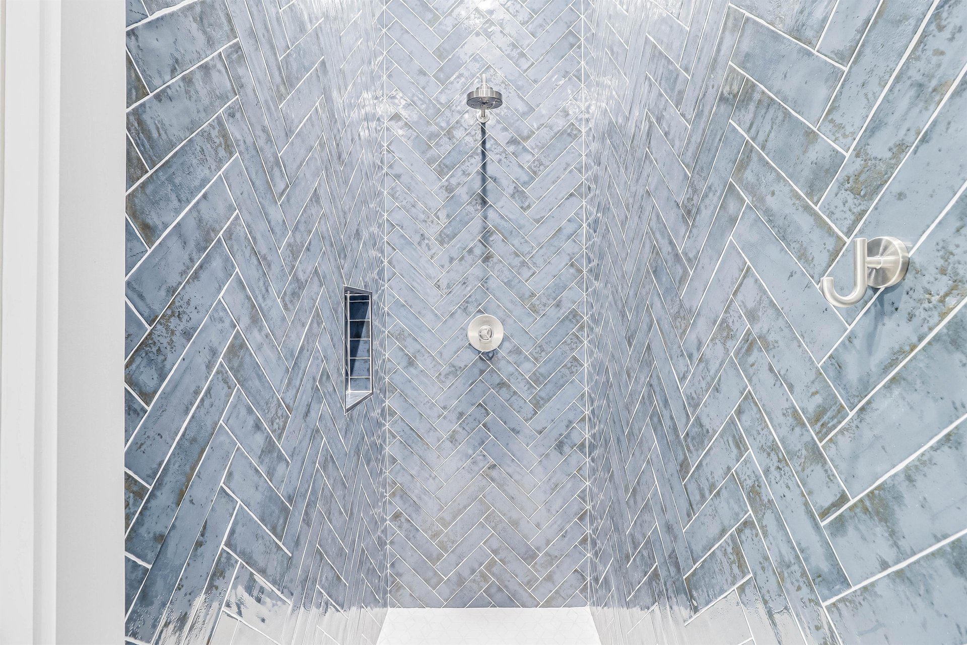 Shared Bathroom, Serving Bunk Room, 1st Floor