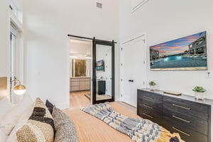 Primary King Bedroom, 2nd Floor