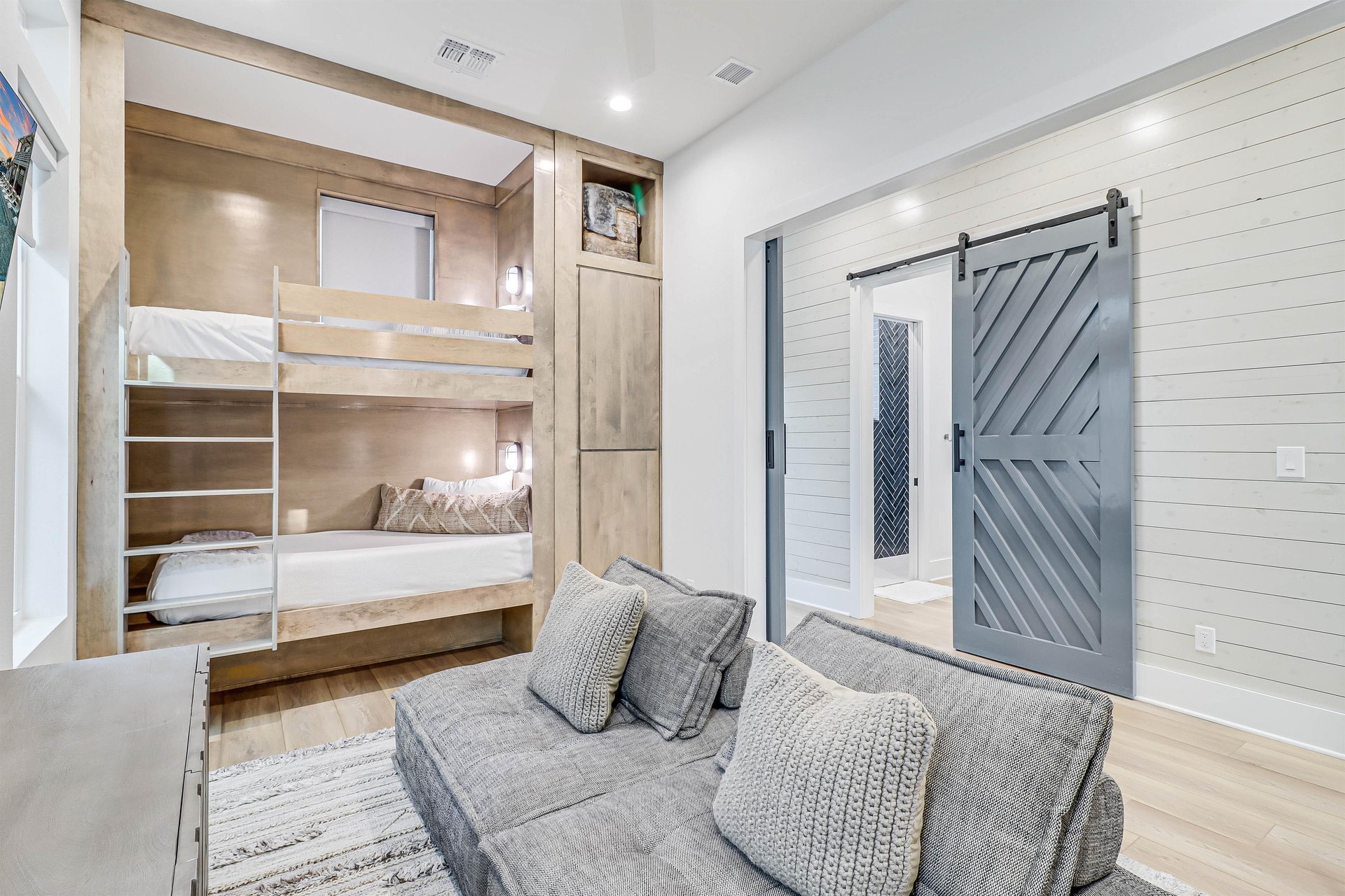 Bunk Room, 1st Floor