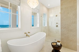 Primary King Bathroom, 3rd Floor