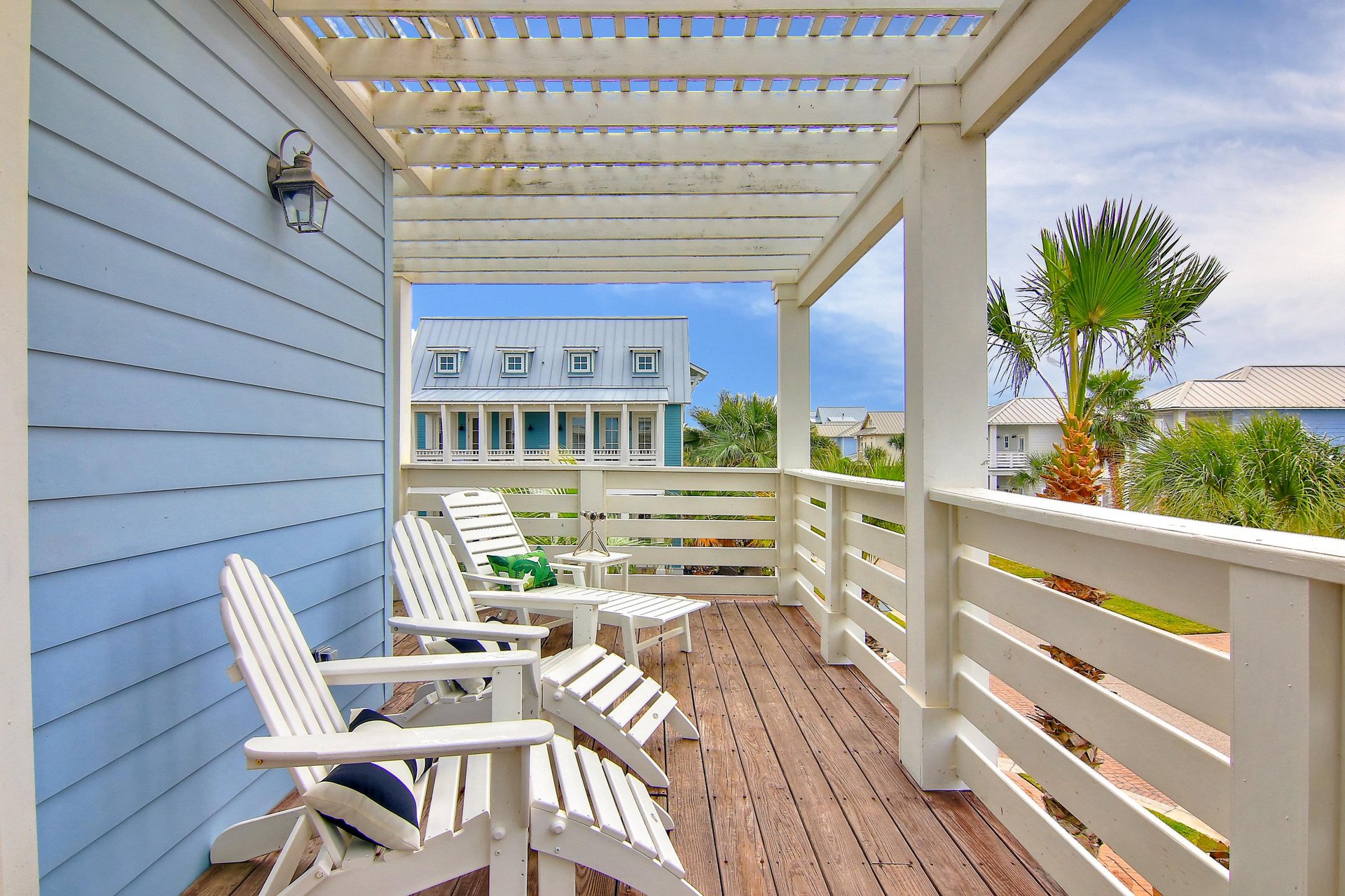 Casa Del Mar  2nd Floor Balcony