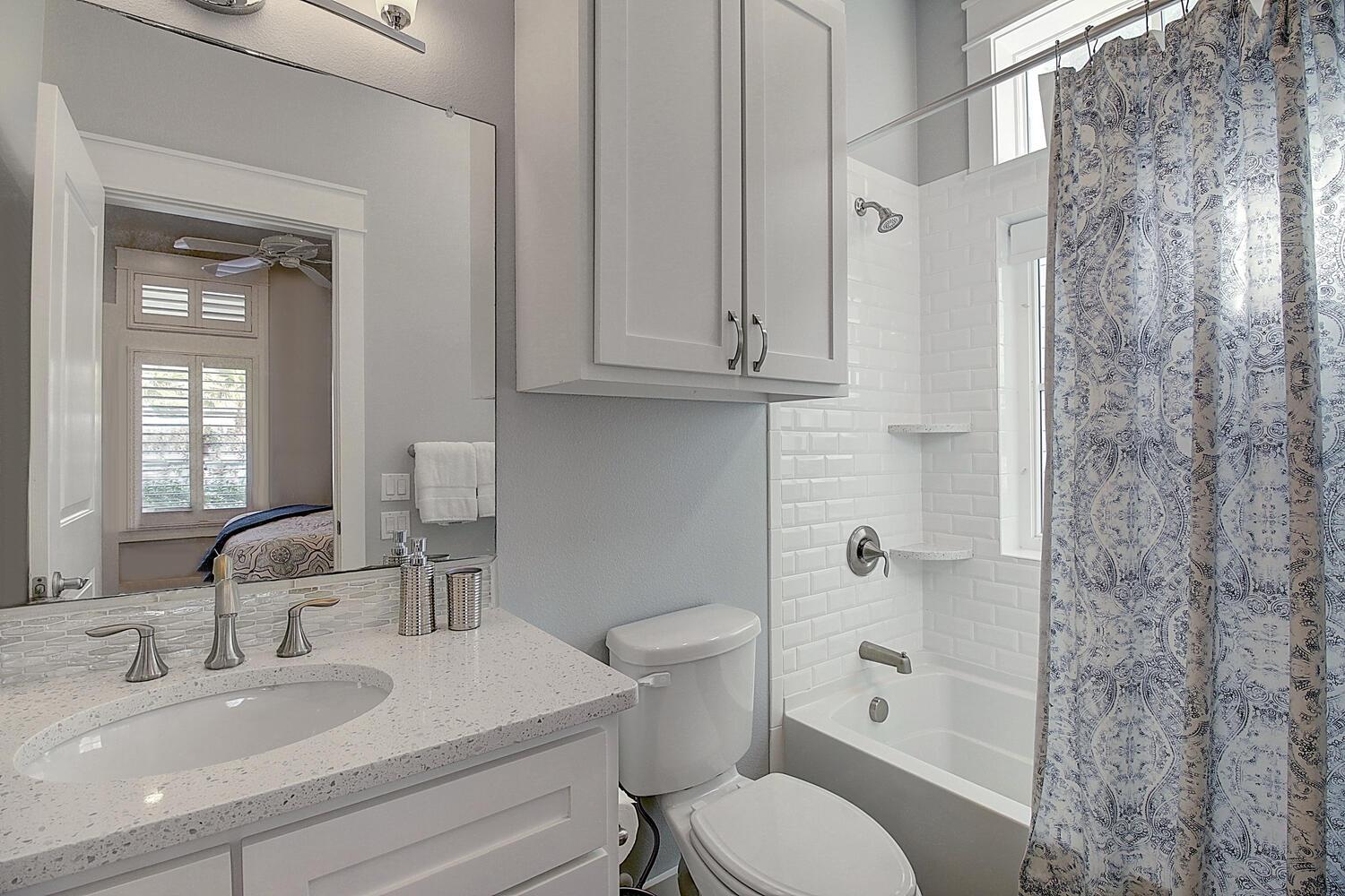 Primary King Bathroom, 1st Floor