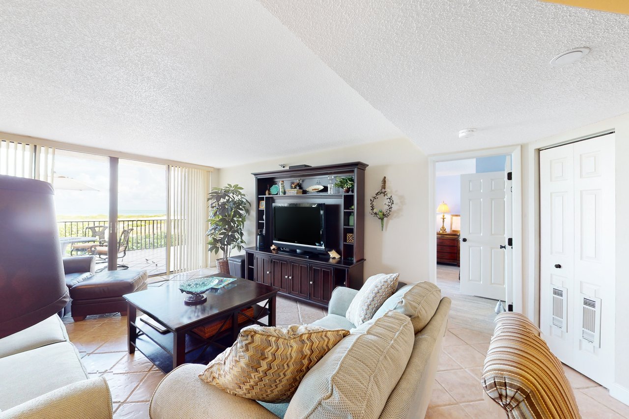 Lighthouse Towers 206 5