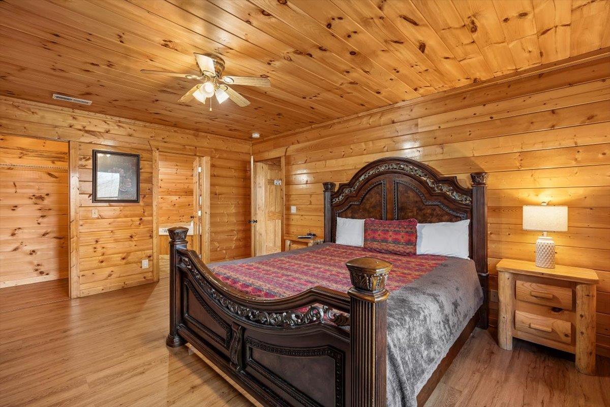 45Bedroom