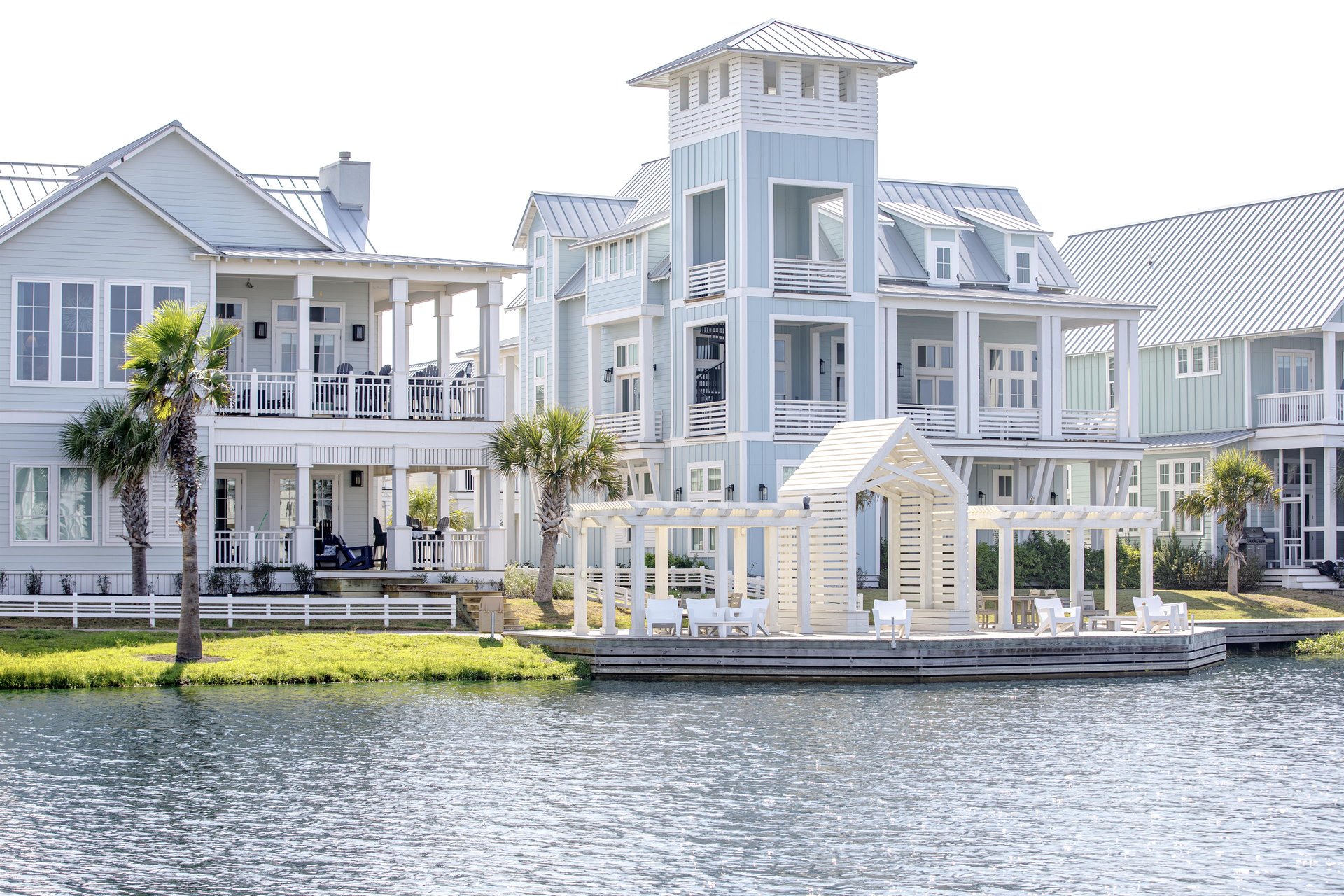 Cinnamon Shore