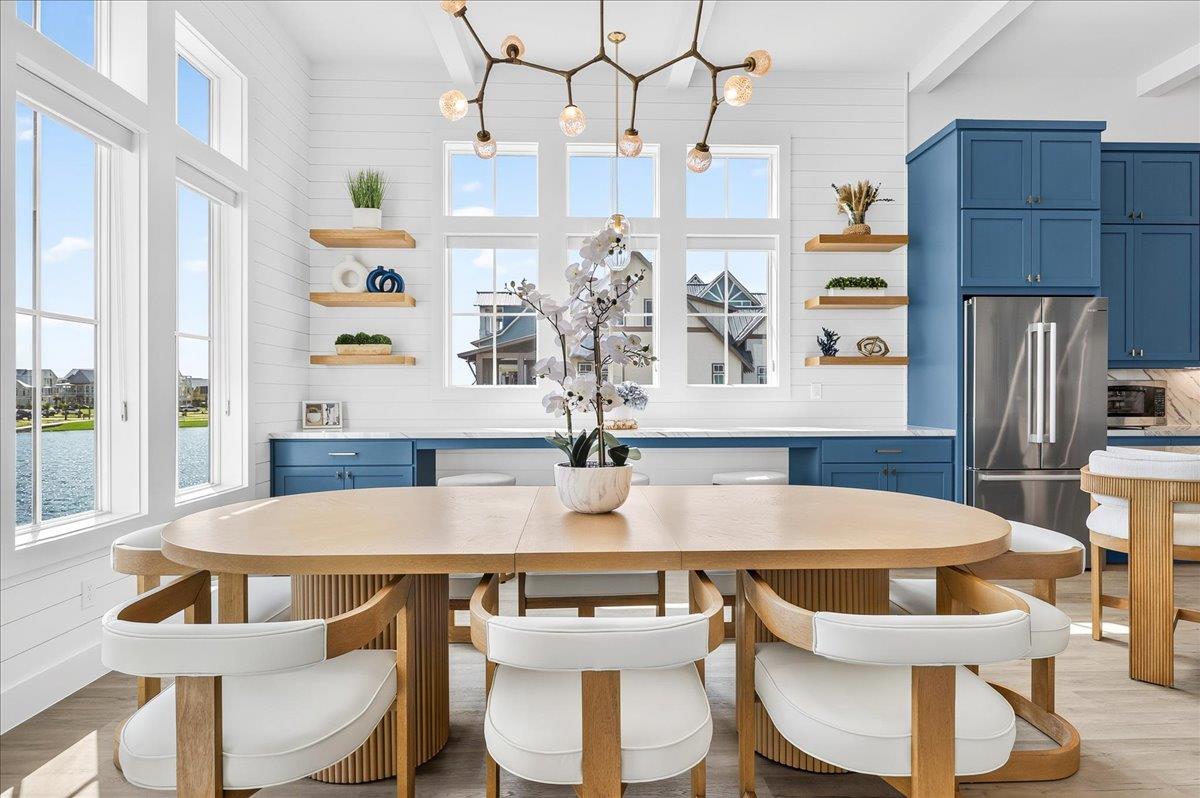 Kitchen  dining