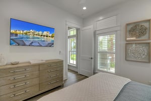 1st Floor King Suite