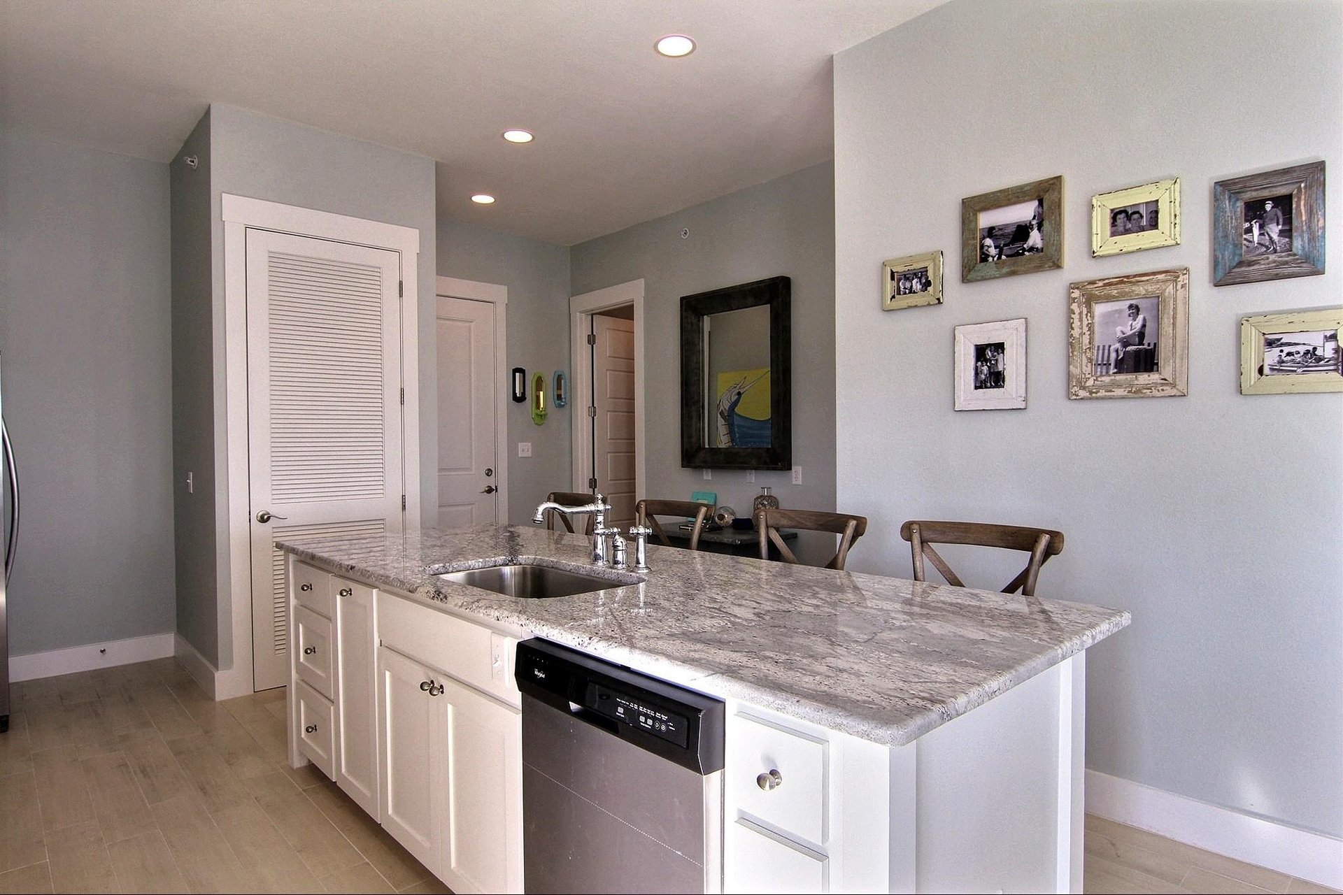 Kitchen with Laundry Closet